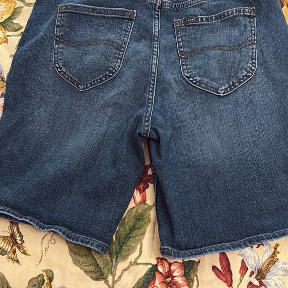 Lee Blue Jean Shorts Classic Summer Style - Picture 5 of 7